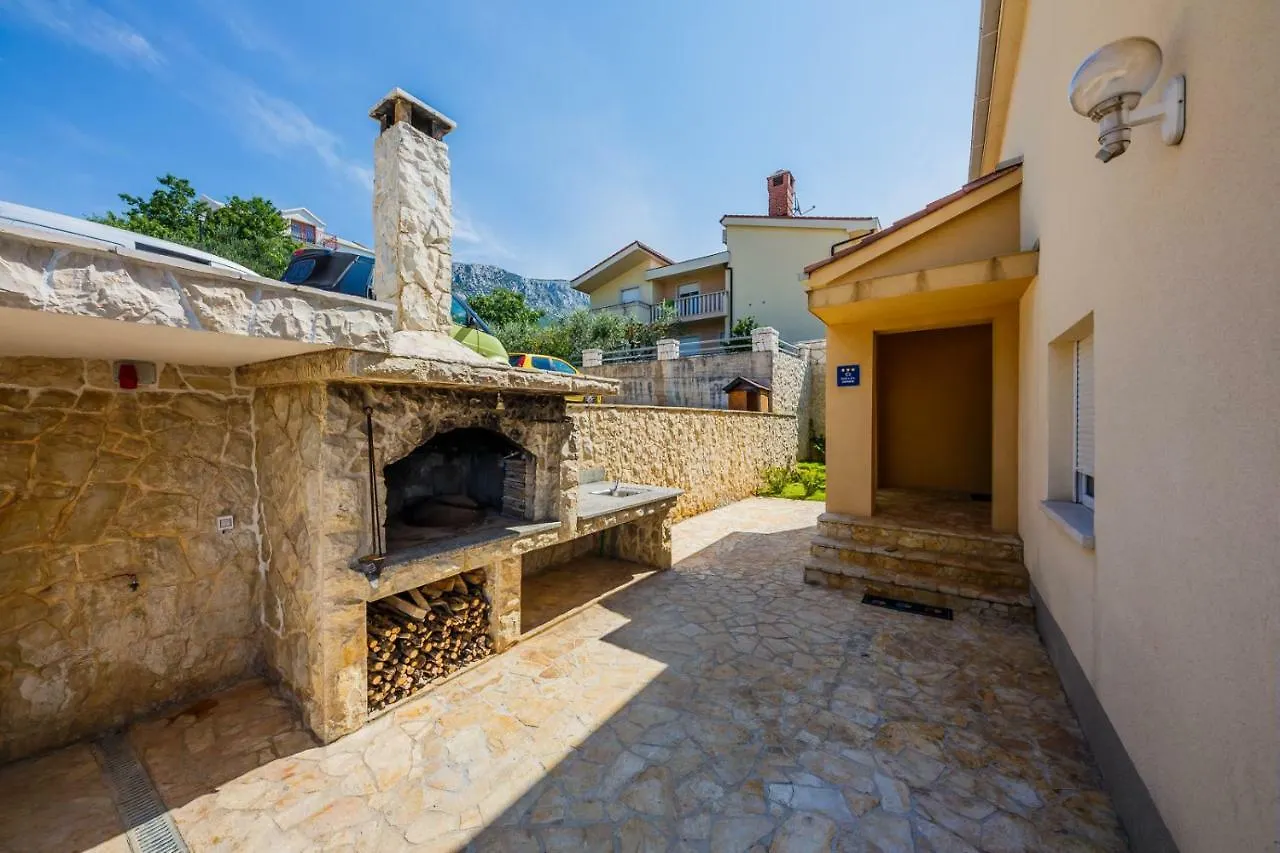 Sun-Kissed Luxury Mediterranean Villa Kastela