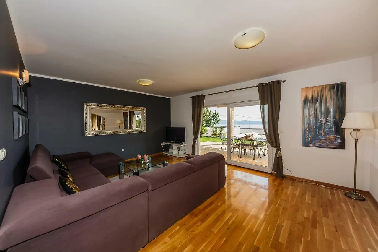 Sun-Kissed Luxury Mediterranean Villa Kastela Croatia