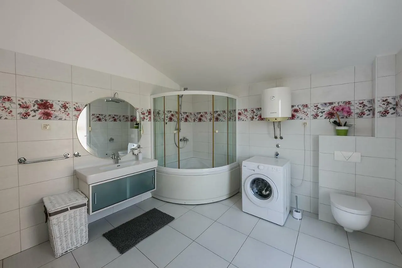Sun-Kissed Luxury Mediterranean Villa Kastela 0*,  Croatia