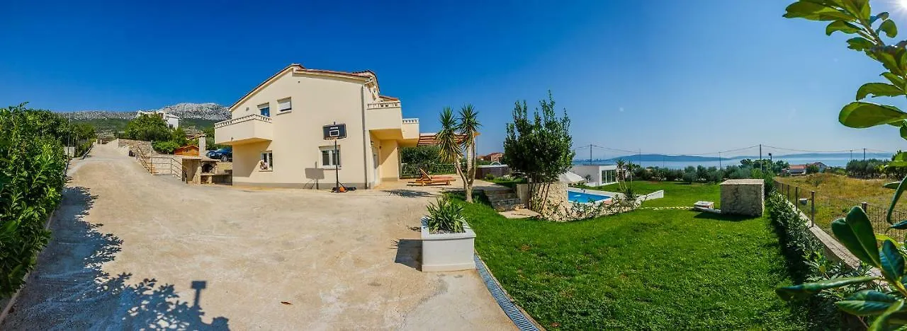 Sun-Kissed Luxury Mediterranean Villa Kastela 0*,  Croatia
